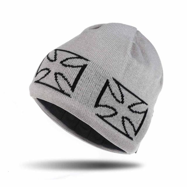 AMAN CAPS